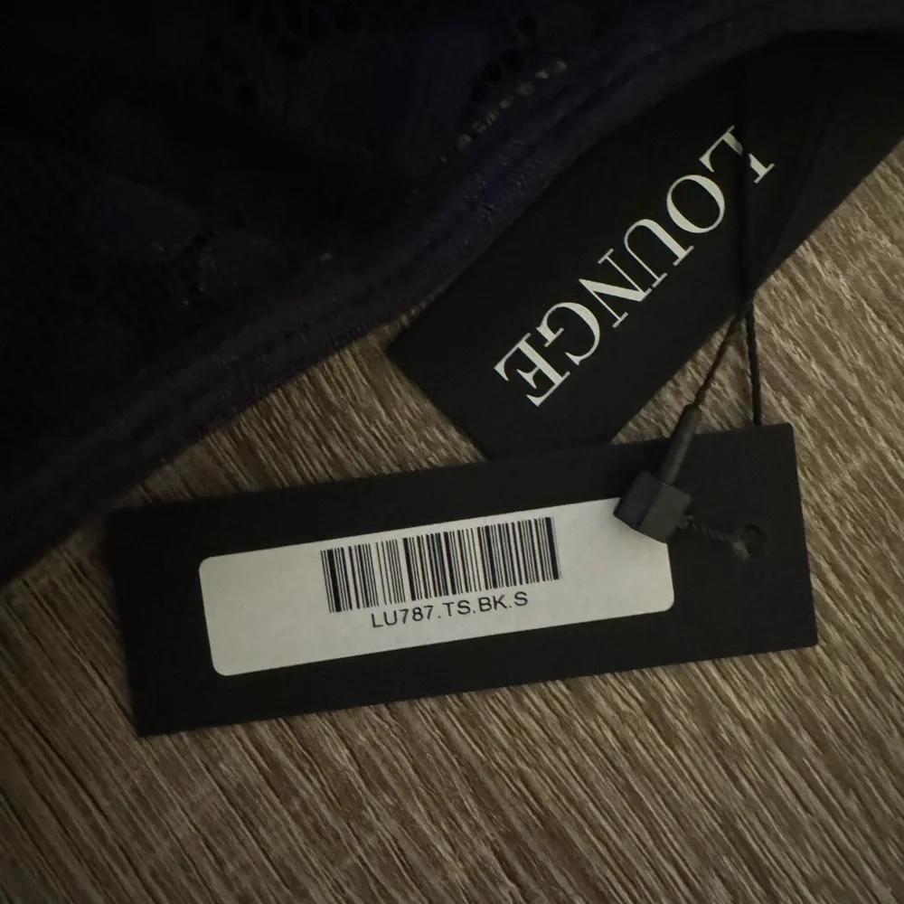 Lounge black blossom thong size S (set of 2) - Picture 4 of 5